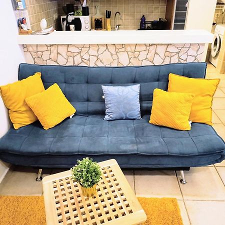 As Lucana Apartment - Ground Floor Vis Zewnętrze zdjęcie