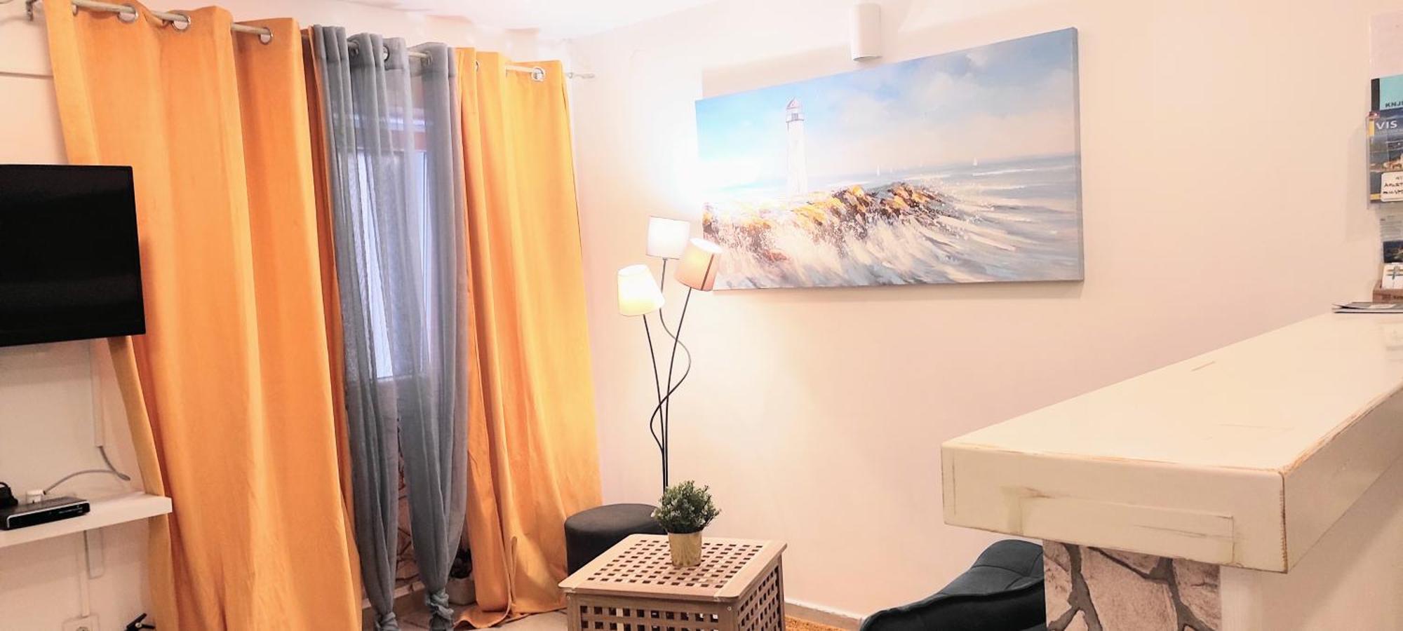 As Lucana Apartment - Ground Floor Vis Zewnętrze zdjęcie